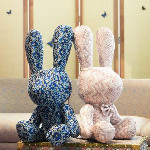 壮锦-特大号花花公子兔子玩偶 商品图0