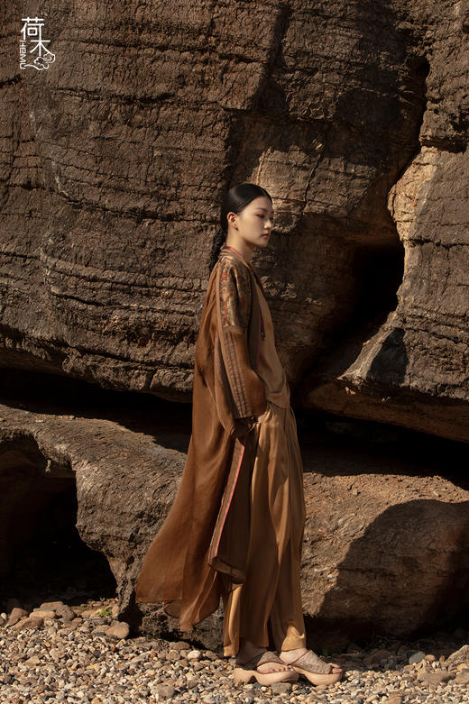  荷木HEMU丨纳纱高定·长外套 商品图1