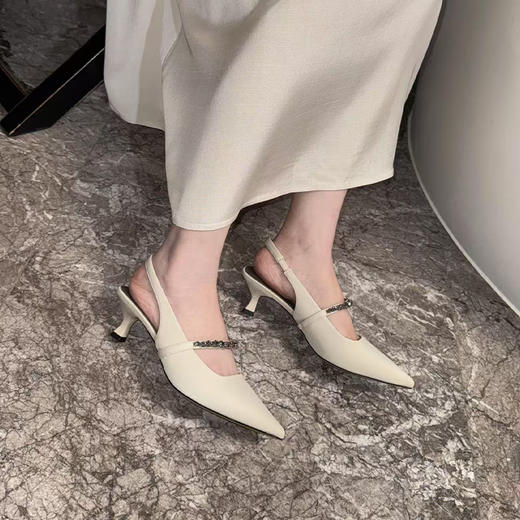 【部分现货，只换不退】良木礼凉鞋（26H251） 商品图3