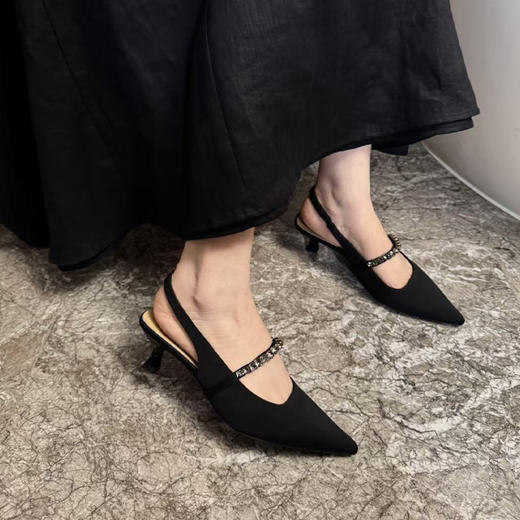 【部分现货，只换不退】良木礼凉鞋（26H251） 商品图2