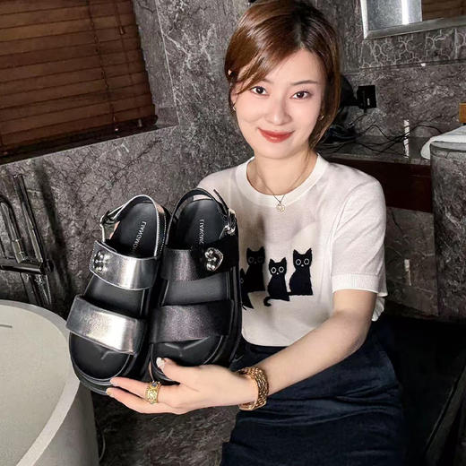 【不退不换、现货】 良木礼凉鞋（8608） 商品图1