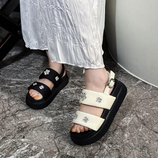 【不换不退】 良木礼凉鞋（8859-55） 商品图0