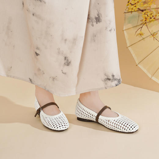 西村名物2025年夏季新款舒适透气平底编制玛丽珍单鞋洞洞鞋T25AH16571 商品图3