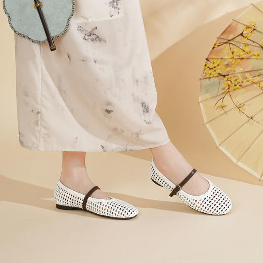 西村名物2025年夏季新款舒适透气平底编制玛丽珍单鞋洞洞鞋T25AH16571 商品图1
