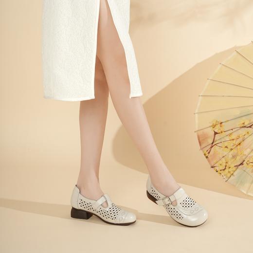 【夏季新款】西村名物2025年夏季新款舒适透气优雅百搭低跟洞洞鞋T25AH16341 商品图4