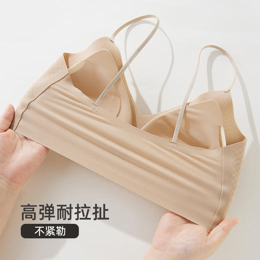 雅黛俪粉底液隐形无痕内衣细肩带一体背心文胸吊带小胸聚拢薄胸罩 商品图9