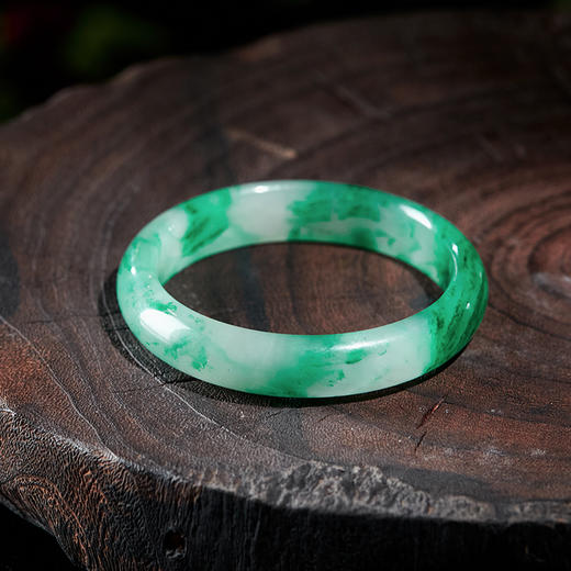 只此青绿·非洲翠玉专场 ，一抹浓翠腕间藏，春景熙熙，只此青绿【G】 商品图4