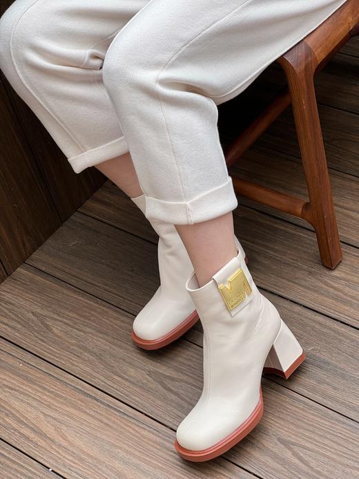 westory复古时髦金属饰扣短筒时装靴粗高跟秋冬新款靴子81971 商品图4