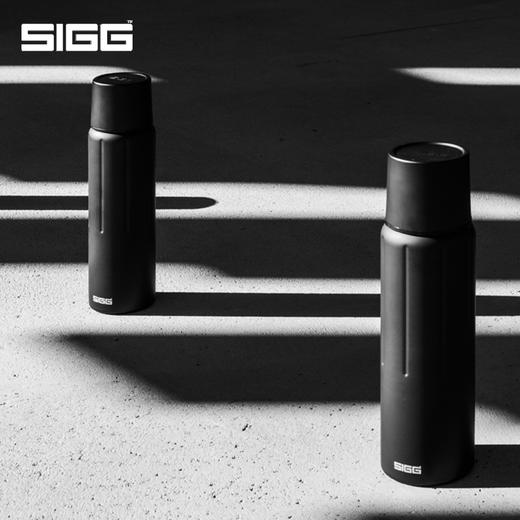 SIGG宝石系列轻量真空保温杯 0.5L/1.1L（旋钮式） 商品图4