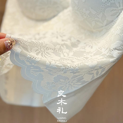 【贴身衣物不退换】木礼蕾丝美背（6870） 商品图2