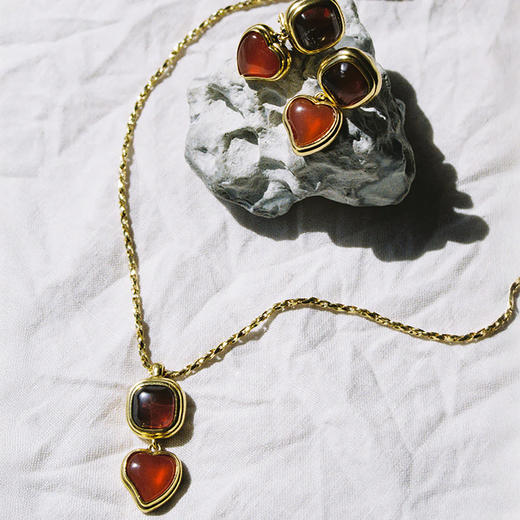 北京仓｜Goossens Paris-RENAISSANCE-勃艮第红 爱心 耳环［法国设计师］ 商品图4