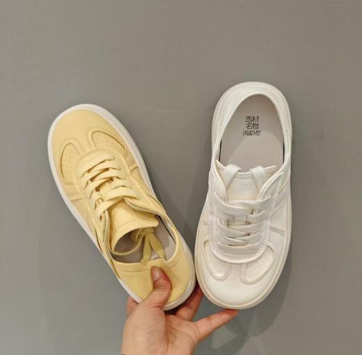 【秋季新款】西村名物2025年秋季新款舒适透气厚底防滑舒软小白鞋板鞋X25CM30641 商品图1