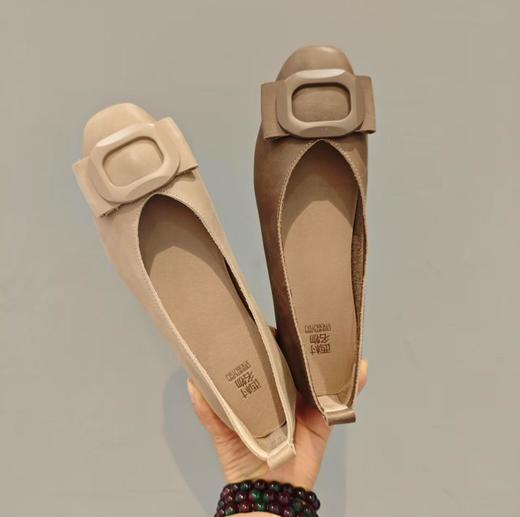 【秋季新款】西村名物2025年秋季新款舒适低跟浅口单鞋舒软妈妈鞋X25CE30711 商品图1