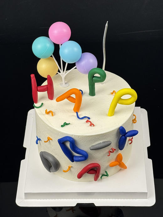 简约字母蛋糕 商品图1