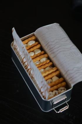 艾许黄油Échiré朗姆红酒提子白脱饼干Butter Cookies/6枚