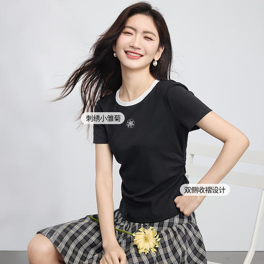 【专属特价】熙世界收腰正肩女T恤2025夏季新款休闲修身显瘦短袖撞色圆领上衣 商品图1