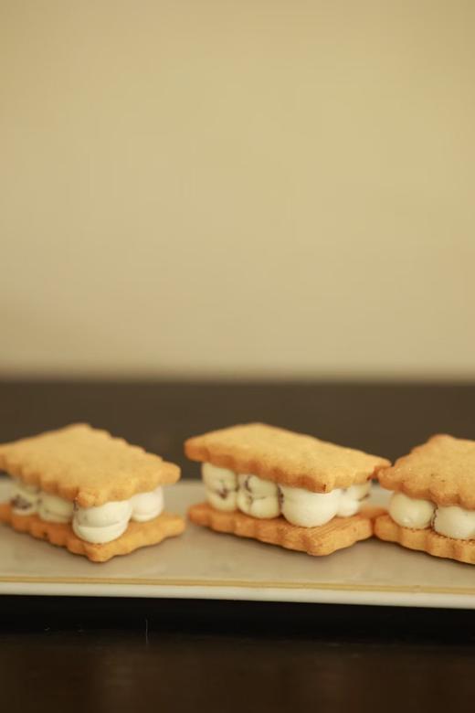 艾许黄油Échiré朗姆红酒提子白脱饼干Butter Cookies/6枚 商品图1
