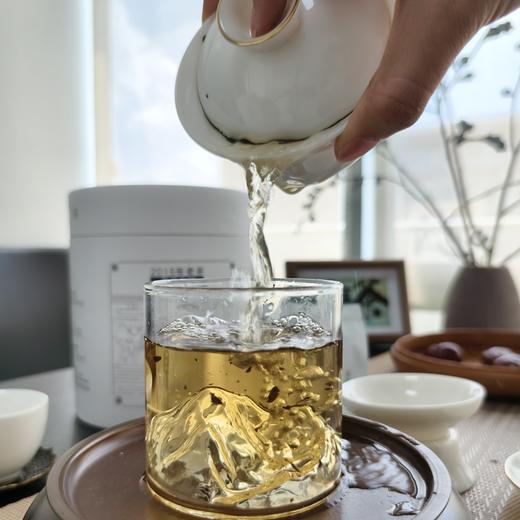 2015年洪海古树·易武龙珠老白茶，香气清幽，送手提礼袋 商品图7