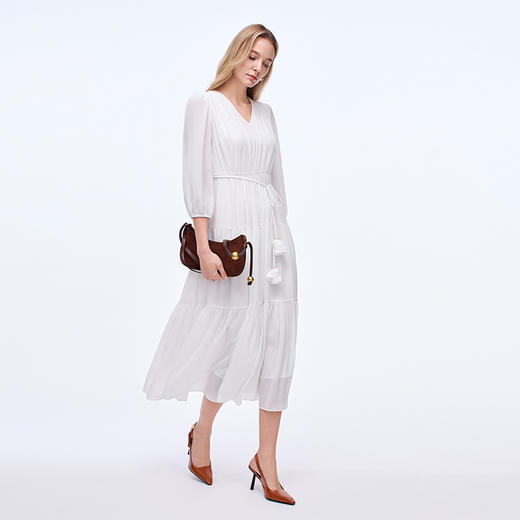 EITIE爱特爱舒适压褶宽松a字系带收腰显瘦连衣裙秋季新款8307001 商品图2