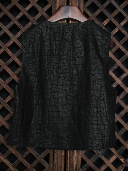 盛唐婧| 香云纱黑色龟裂纹百搭两面穿马甲 商品图9