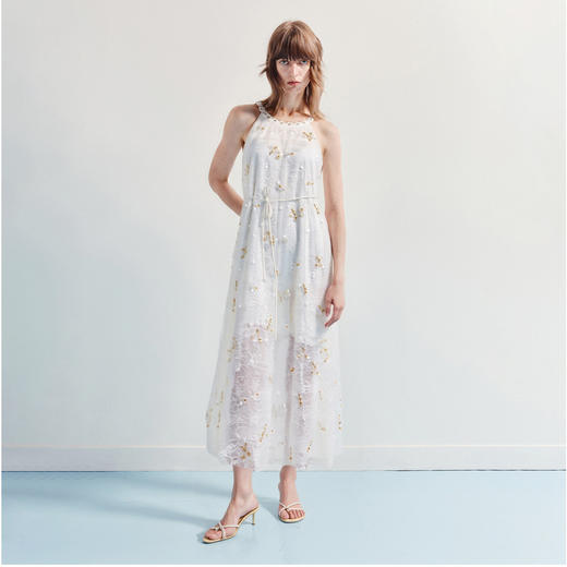 玛克门店发货:优雅度假风晕染蕾丝连衣裙25夏挂脖吊带收腰裙(货号:MF86DR015F3001) 商品图2