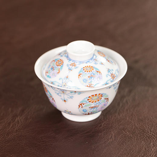 【忘言】斗彩团菊小茶碗 盖碗 曰何文人器 商品图1