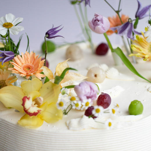 「卓卓高」TableCake｜「一室一隅皆风景」荔枝葡萄味圆桌糕 商品图3