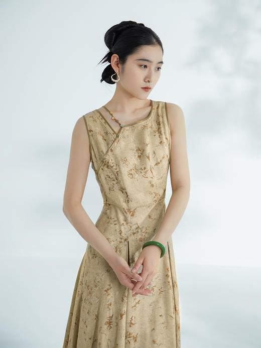 荷言GL 月澜 新中式连衣裙不规则设计厂字襟复古优雅 商品图0