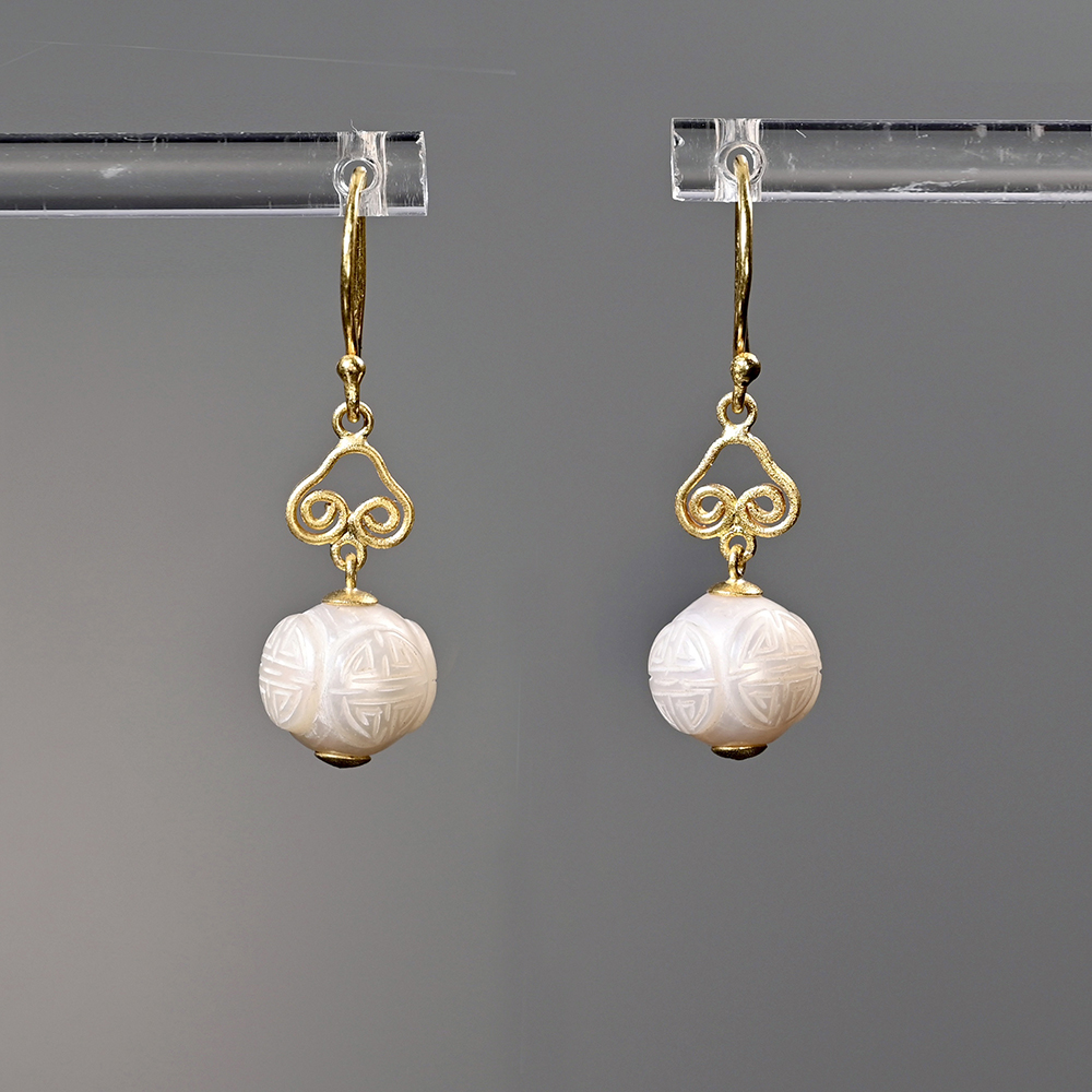 清代宫廷风团寿纹珍珠“酥雪”耳环