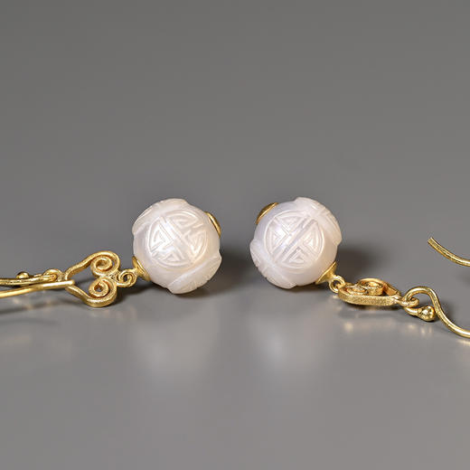 清代宫廷风团寿纹珍珠“酥雪”耳环 商品图6