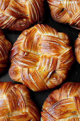 #AOP 辣度挑战🔥回锅肉可颂包