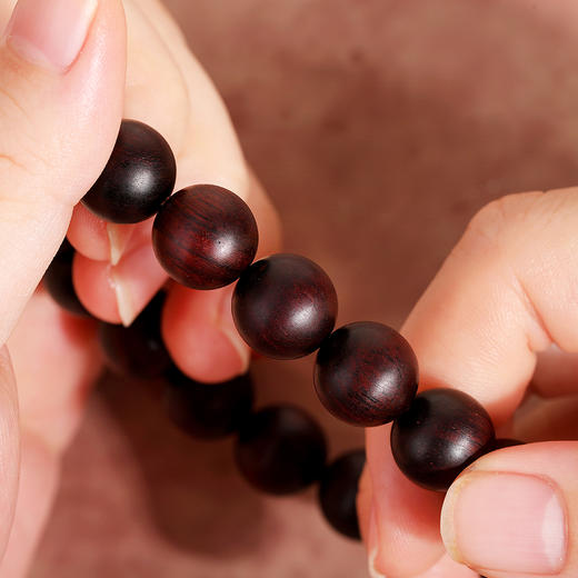 【紫檀"二膘料" 木质紧密 油性十足】敦煌文创紫气东来小叶紫檀手串 商品图6