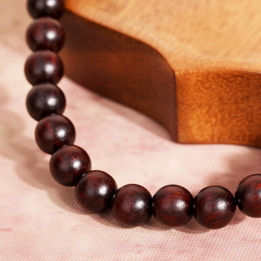 【紫檀"二膘料" 木质紧密 油性十足】敦煌文创紫气东来小叶紫檀手串 商品图5