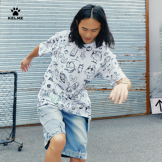 KELME卡尔美满印潮流短袖T恤男女夏季足球运动休闲时尚圆领上衣 商品图2