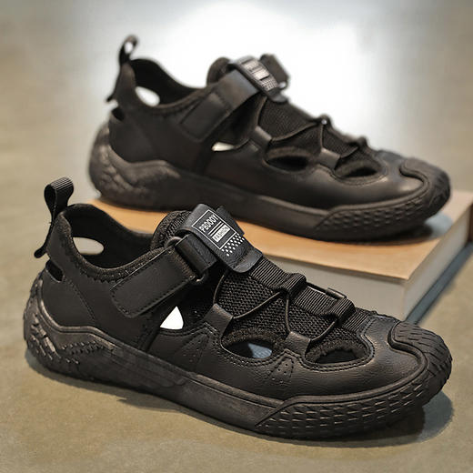 【男士沙滩镂空凉鞋】防水防污 开车可穿 舒适亲肤 耐磨大底 抓地牢固 （尺码39-44） 商品图2