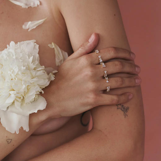 北京仓｜Lili Claspe-Mavis-金色 锆石 开口 戒指［美国设计师］ 商品图1