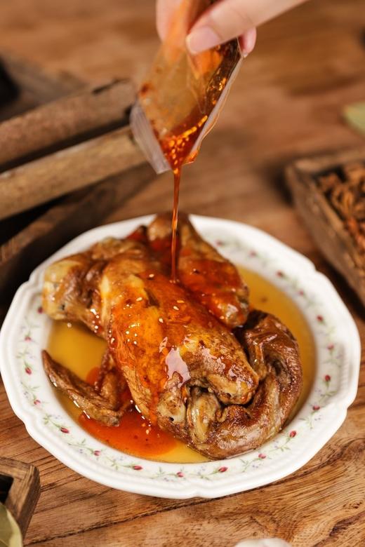 【到手3只】守滋纸包鸡 500克/袋*3 鲜麻油鸡+五香鸡+鲜椒麻鸡 先炸后卤 肉汁充沛 商品图0