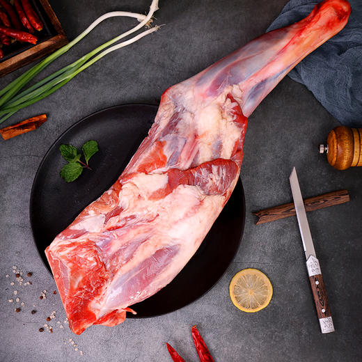 【鲜飨草原羊肉礼盒】原切肉无任何添加剂，安全健康。全程顺丰冷链，长效保鲜。 商品图1