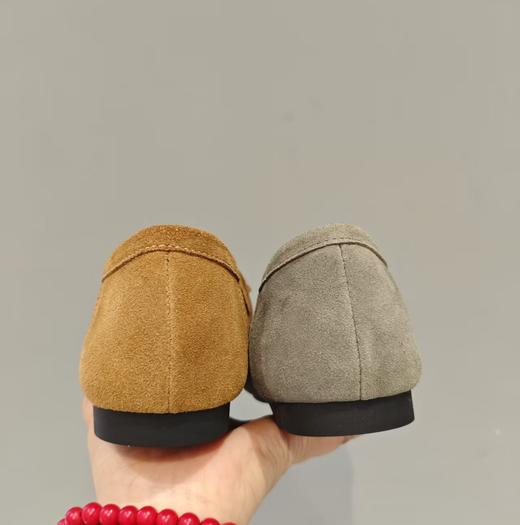 【秋季新款】西村名物2025年秋季新款流苏舒软平底浅口单鞋妈妈鞋X25CM30581 商品图3