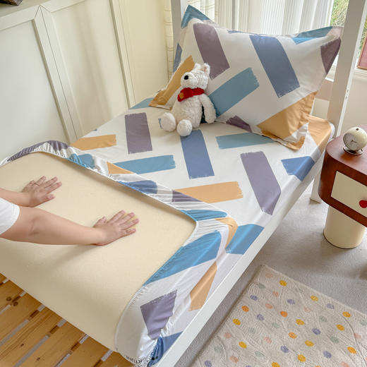 【品牌直发】加倍生活 全棉印花学生宿舍三件套床单/床笠款 开学季必备 绿色活性印染 可水洗机洗 商品图1
