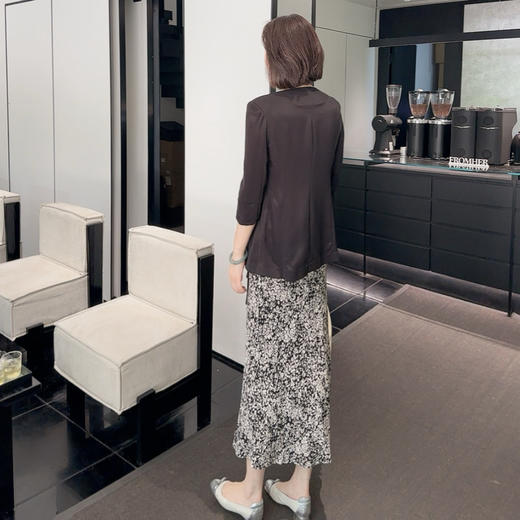 火桐hooton 铂金系列 侘寂禅意 乔其双层真丝V领上衣YT3099 商品图1