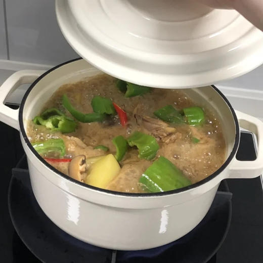 温仑山Velosan 潘多拉珐琅锅 24cm  靓丽珐琅釉，隔污防锈，不易掉瓷；3.8L大容量，轻松承包一日三餐；细煲慢炖，一锅多用 商品图4