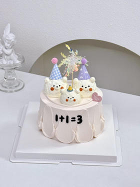 一家三口可爱手绘小熊蛋糕