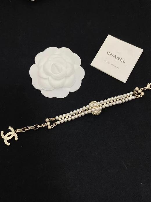 香奈儿-新款浅金色椭圆三层珍珠手链 黑/白（XTY） 商品图6