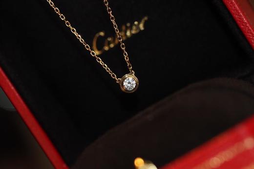 卡家经典独钻飞碟锁骨链，也是返单率很高的款式，今年的升级工艺，加的20分钻，日常又不失气质款，细节部分大家看图，整体五层全部纯CNC精雕，拒绝任何麻点。（XTY） 商品图5