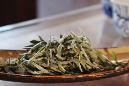 茶样套组 2025年福鼎白茶 芳野 芳雅 银针/牡丹/寿眉 各一泡 荒野白茶 古法炭焙 商品图3