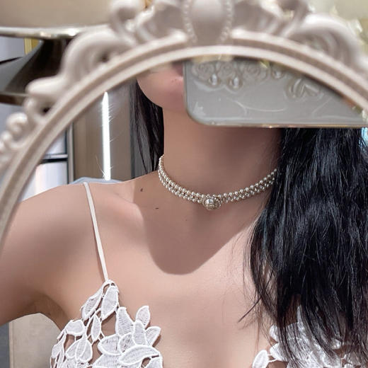 香奈儿-新款浅金色椭圆珍珠短项链 黑/白（XTY）S4 商品图8