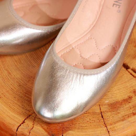 【抖音专属】单鞋女鞋（108-769浅青银） 商品图1