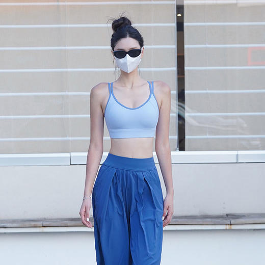 Beemen一体式固定防震文胸 中高强度运动内衣美背瑜伽背心 跑步健身瑜伽服 透气速干 商品图1