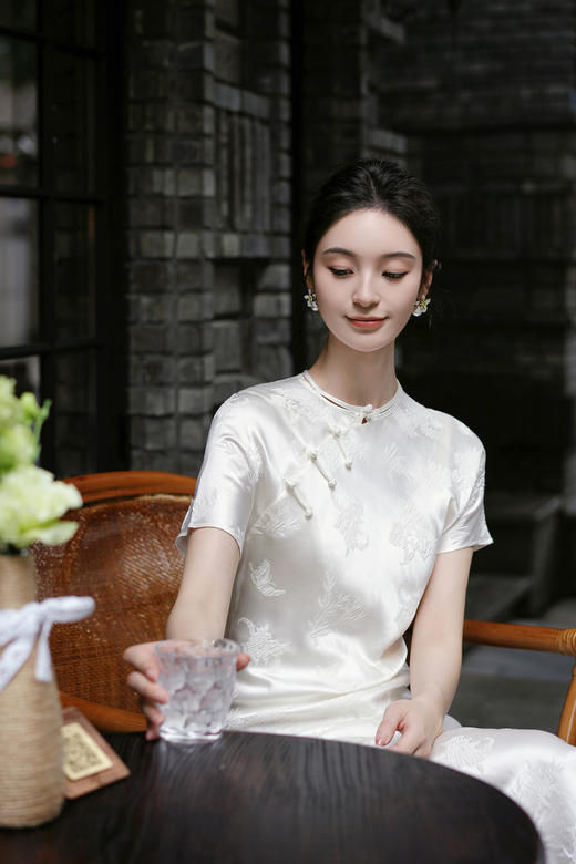 盛唐牡丹 |梅兰竹菊冠乐绉短袖旗袍裙 商品图4